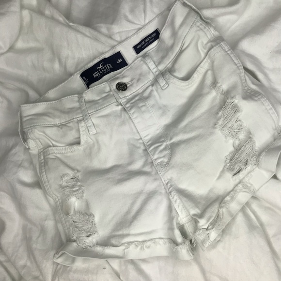 Hollister Shorts - Picture 1 of 2